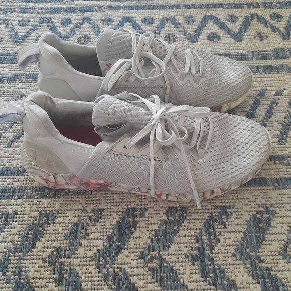 Under Armour Sneakers - Picture 6 of 8